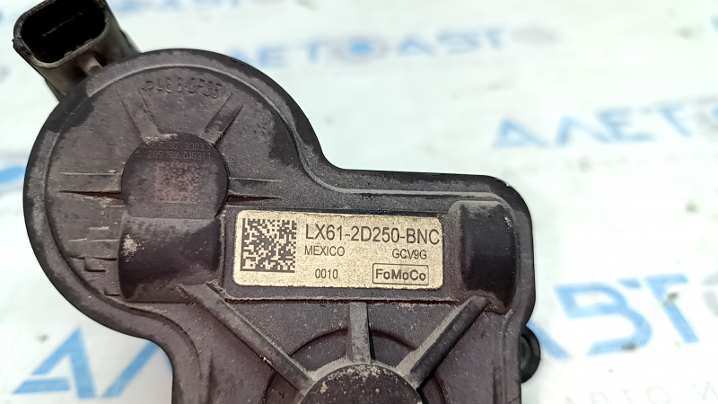 Мотор суппорта заднего правый Ford Escape MK4 20-26