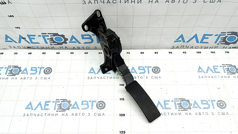Педаль газа Jeep Grand Cherokee WK2 11-22