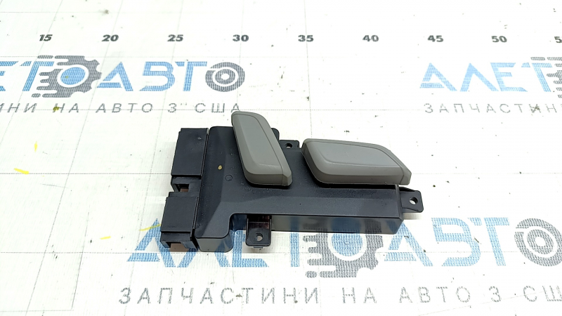 Управление пассажирским сидением Audi Q5 80A 18-24 серое, с кнопками