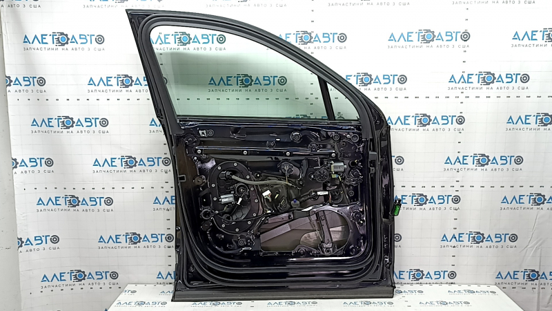 Дверь в сборе передняя левая Audi Q7 16-19 алюминий, keyless, доводчик, синий LC5M