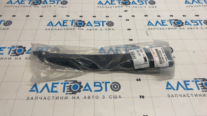 Крепление заднего бампера внешнее правое Lexus RX300 RX330 RX350 RX400h 04-09