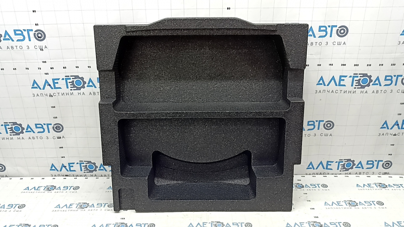 Поддон багажника Subaru Forester 14-18 SJ примят