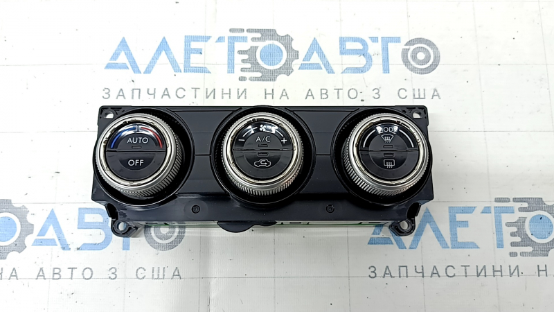 Управление климат-контролем Subaru Forester 17-18 SJ auto