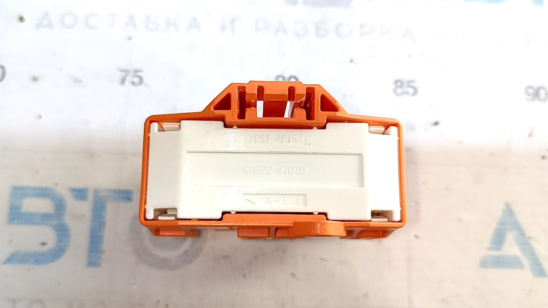 Чека батареи Toyota Venza 21-