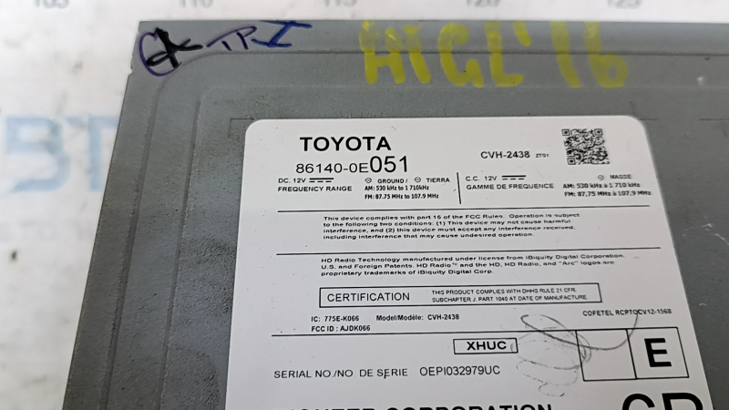 Головное устройство Toyota Highlander 14-16 малый дисплей, царапины