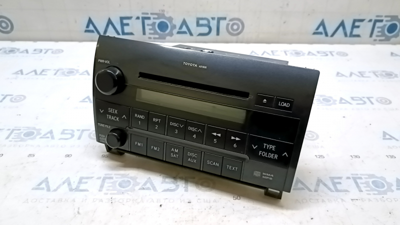 Головное устройство Toyota Sequoia 08-09 царапины