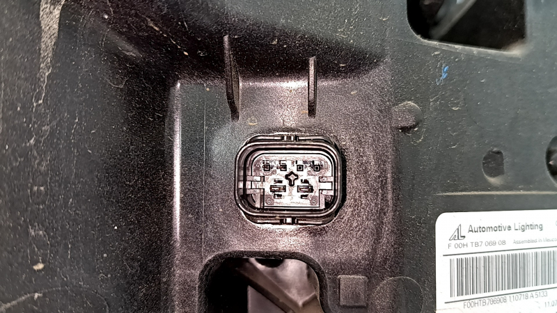 Фара передняя левая в сборе BMW X5 G05 19-23 LED, без крепления, тычка, царапины