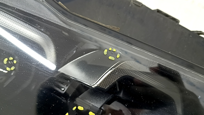 Фара передняя левая в сборе BMW X5 G05 19-23 LED, без крепления, тычка, царапины