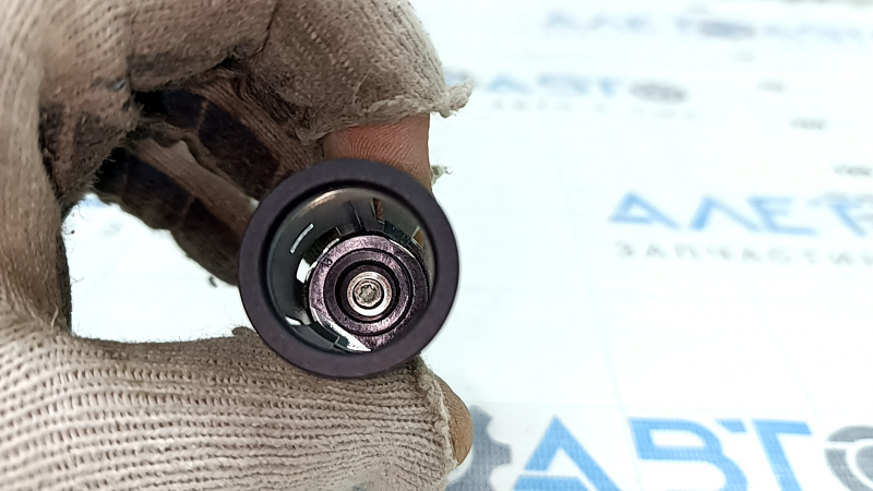 Прикуриватель багажника правый BMW X5 G05 19-23