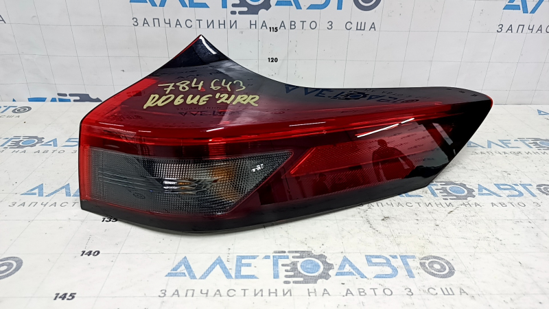 Фонарь внешний крыло правый Nissan Rogue 21-26 галоген + LED
