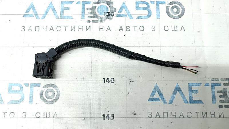 Фишка датчика слепых зон BSM правая Toyota Highlander 14-19 6 пинов