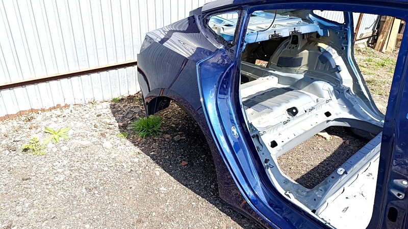 Четверть крыло задняя правая Tesla Model 3 18- на кузове, синий PPSB