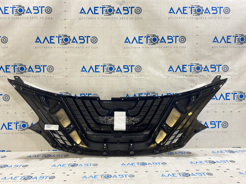Решетка радиатора grill Nissan Murano z52 15-18 дорест без эмблемы