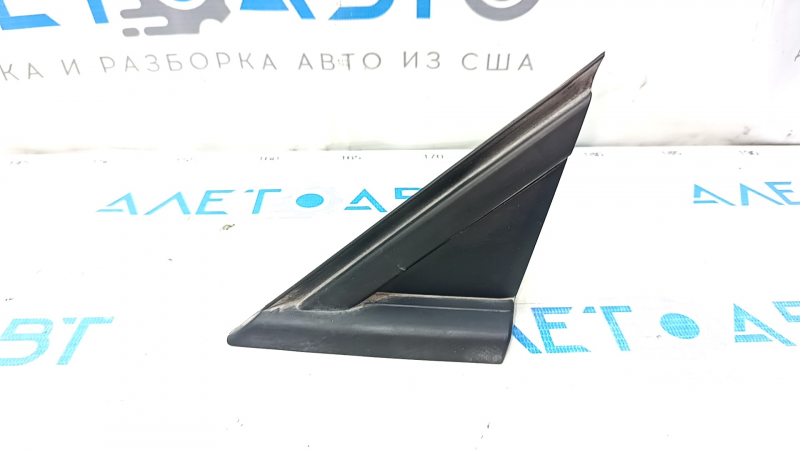 Заглушка треугольник крыла передняя левая Volkswagen ID.4 23-26 черная