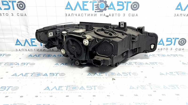 Фара передняя левая BMW 3 F30 16-18 галоген
