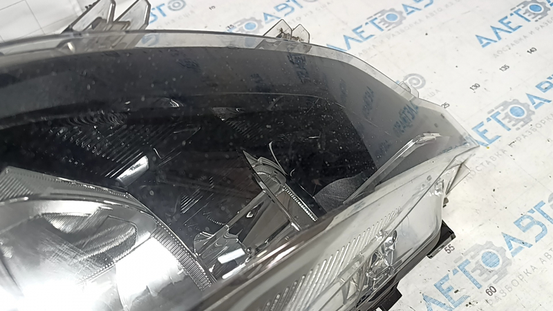 Фара передняя левая в сборе BMW 3 F30 16-18 галоген, песок