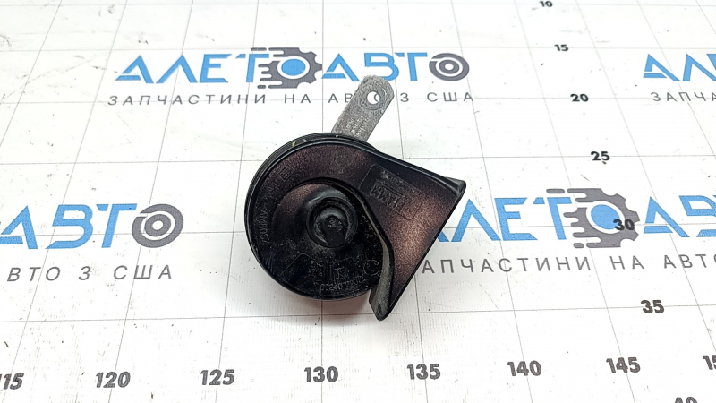 Сигнал low Volkswagen ID.4 23-26 с кронштейном