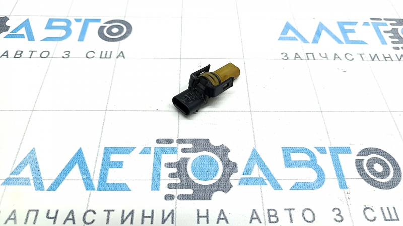 Датчик температуры воздуха на впуске Audi A4 B9 17-25 2.0T