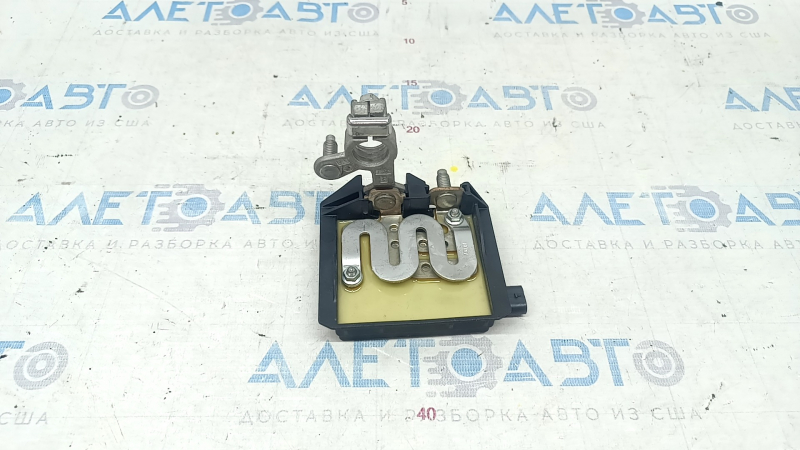 Terminal pozitiv Mercedes W213 E 17-23