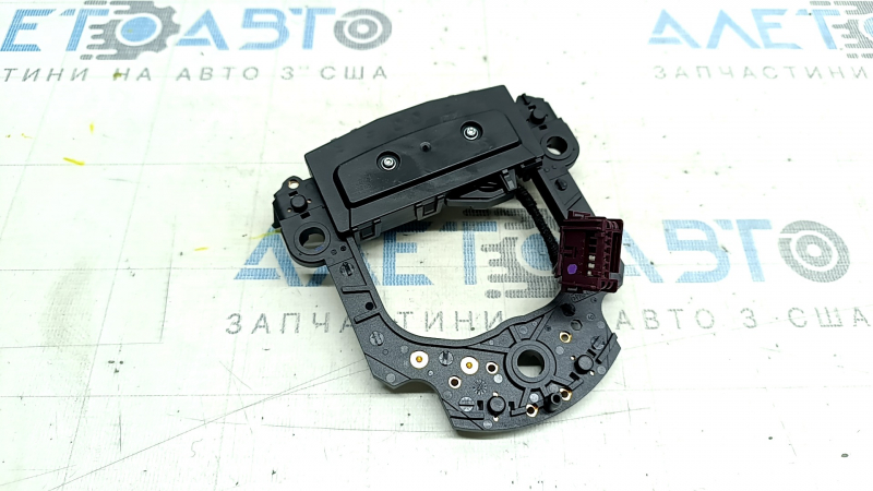 Контактная пластина Mercedes W213 E 300/400/43/63 17-18 без подогрева руля