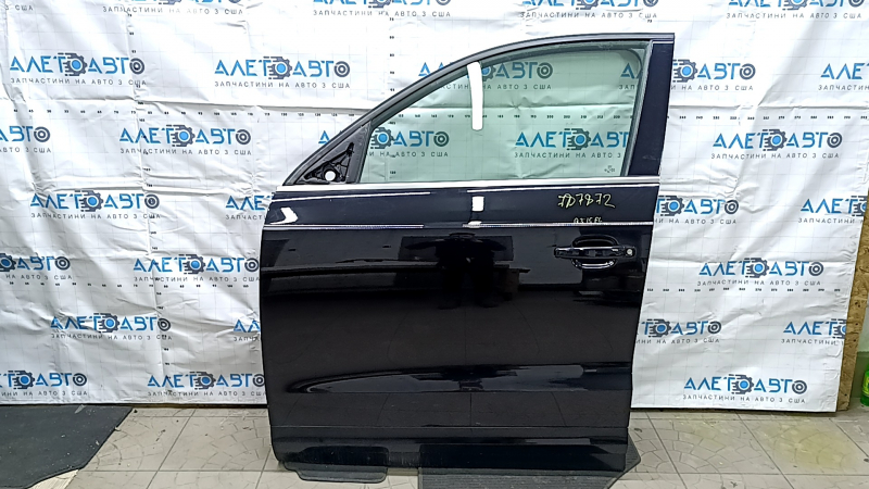 Дверь в сборе передняя левая Audi Q3 8U 15-18 черный LY9B, keyless