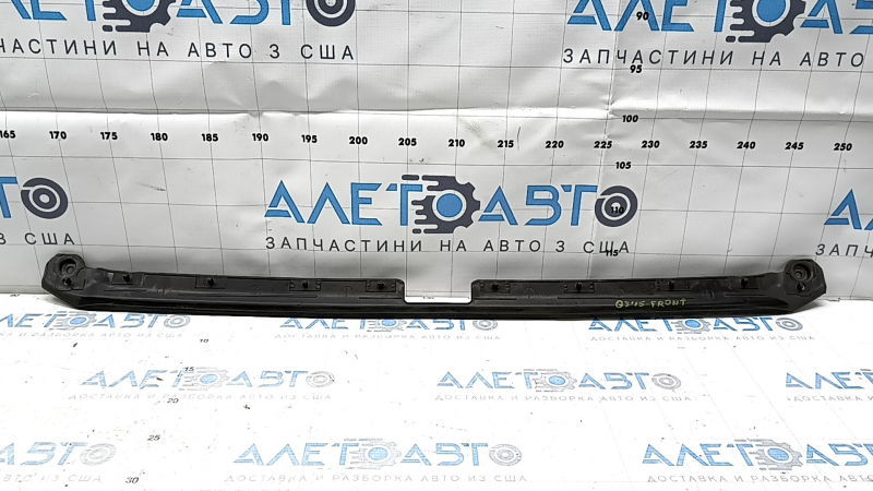 Уплотнитель капота Audi Q3 8U 15-18 передний