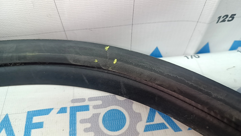 Garnitură de cauciuc ușă portbagaj Kia Niro 17-22 uzată