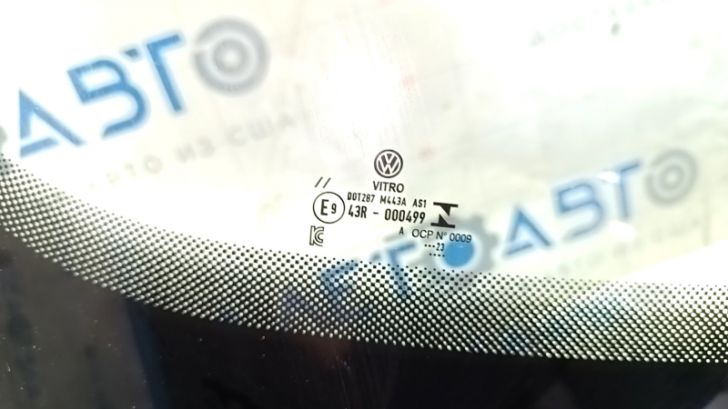 Лобовое стекло Volkswagen ID.4 23-26 под датчик дождя и камеру