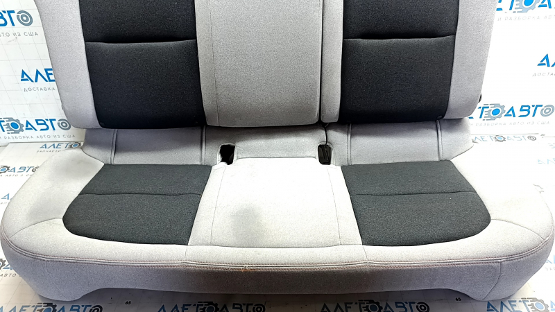 Задний ряд сидений 2 ряд Chevrolet Bolt 17- ткань серая +темна серая, красная строчка