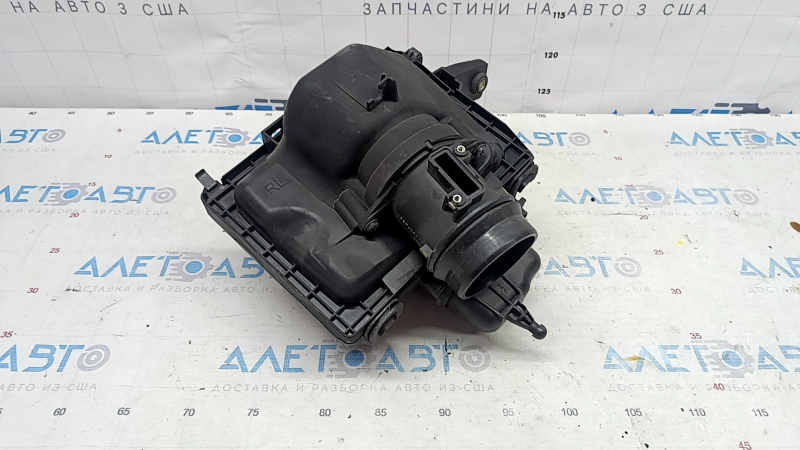 Корпус воздушного фильтра правый Infiniti Q50 16-20 3.0T в сборе