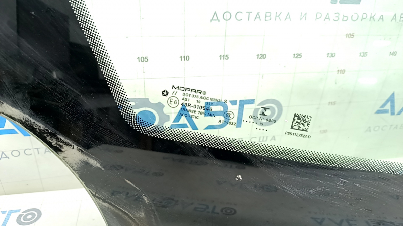 Лобовое стекло Jeep Compass 17-21 под датчик влажности, воздух по кромке