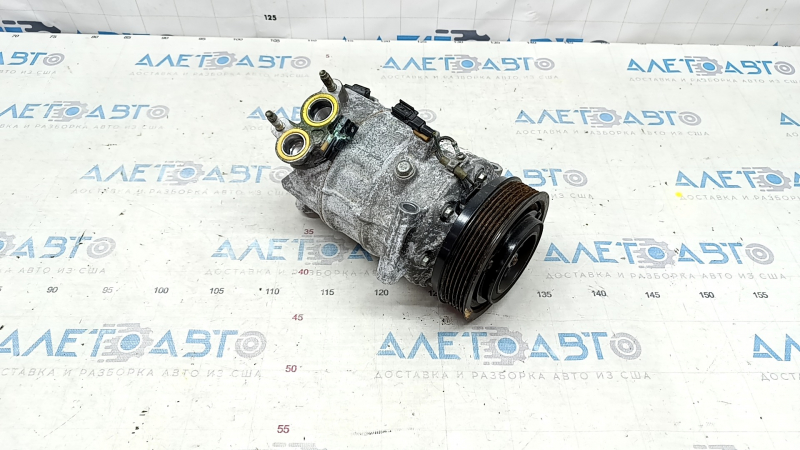 Компрессор кондиционера Volvo XC90 16-18 T5, T6