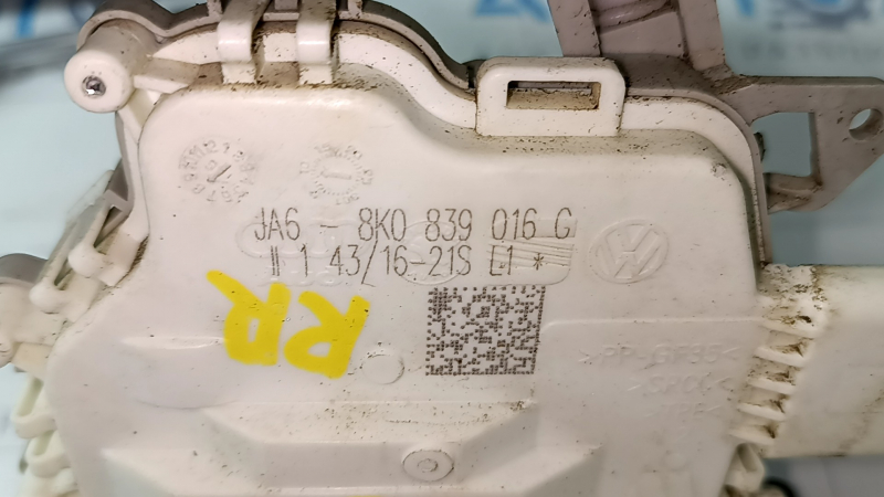 Замок двери задней правой Audi Q5 8R 09-17