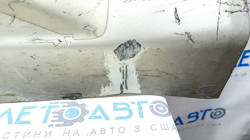 Порог правый Volvo XC90 16-26 с уплотнителем, бежевый, потерт