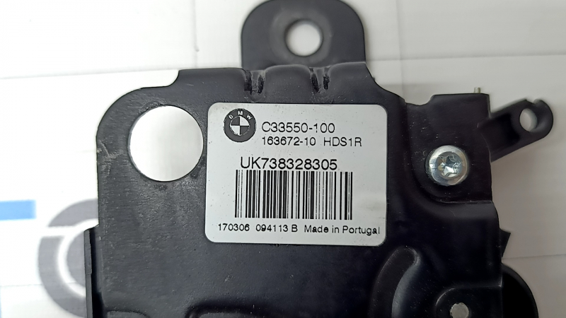 Замок крышки багажника BMW 5 G30 17-23