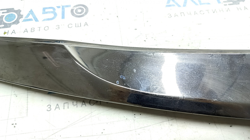Решетка радиатора grill Hyundai Sonata 11-15 hybrid, с эмблемой, полез лак, песок