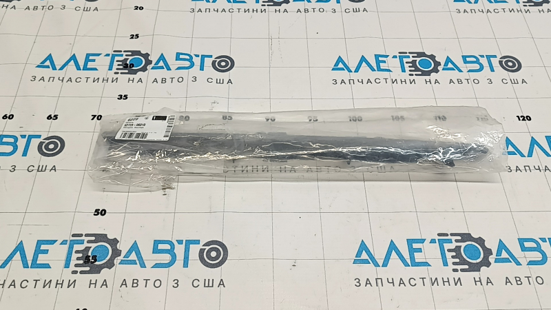 Молдинг нижний заднего бампера правый Toyota Camry v70 18-24 SE/SXE