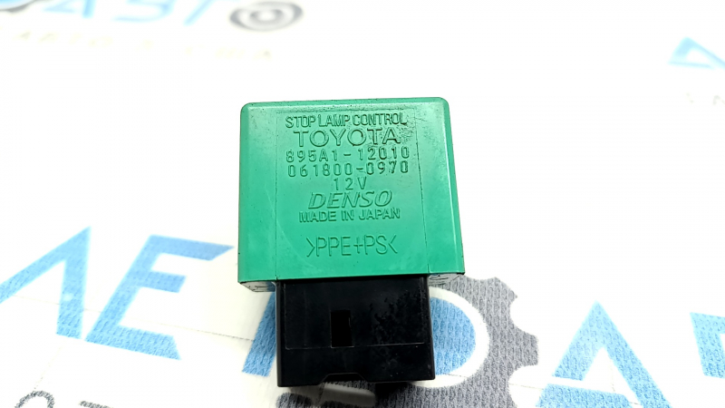 STOP LAMP CONTROL Toyota Camry v40