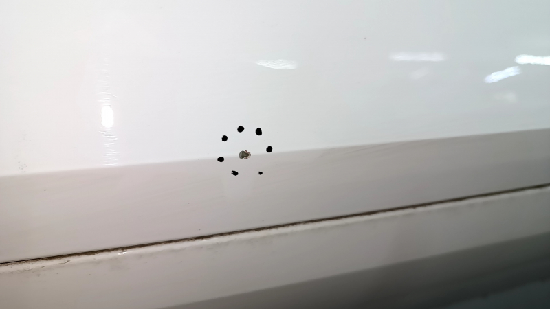 Дверь в сборе передняя левая Audi Q5 80A 18-24 keyless, белый LY9C, скол