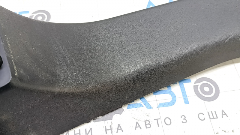 Накладка проема багажника левая Lexus RX350 RX450h 16-22 черная, потерта