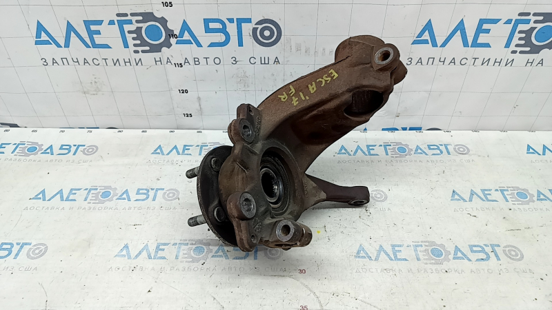 Цапфа со ступицей передняя правая Ford Escape MK3 13-19 ржавая