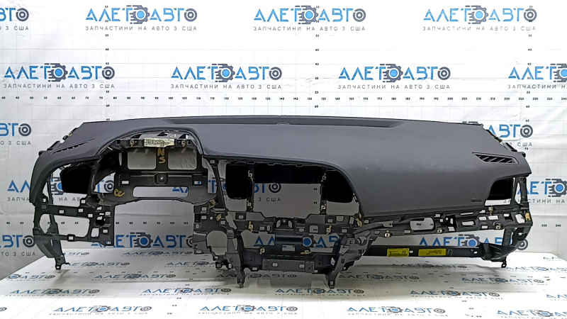 Торпедо передняя панель с AIRBAG Hyundai Elantra AD 19-20 черная, ржавый пиропатрон