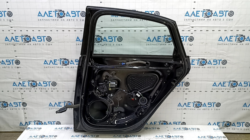 Дверь в сборе задняя правая Audi A3 8V 15-18 4d keyless, черный LY9T, тычка