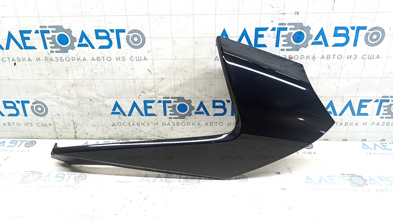 Спойлер двери багажника правый Nissan Leaf 18-22