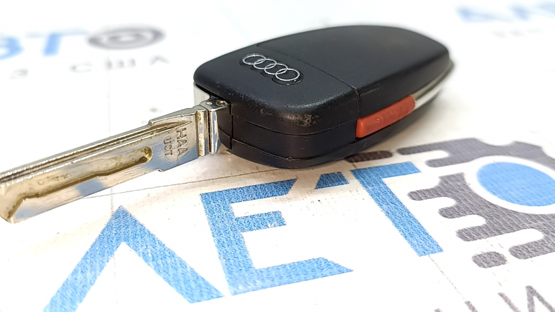 Ключ Audi A3 8V 15-20 smart 4 кнопки, потерт