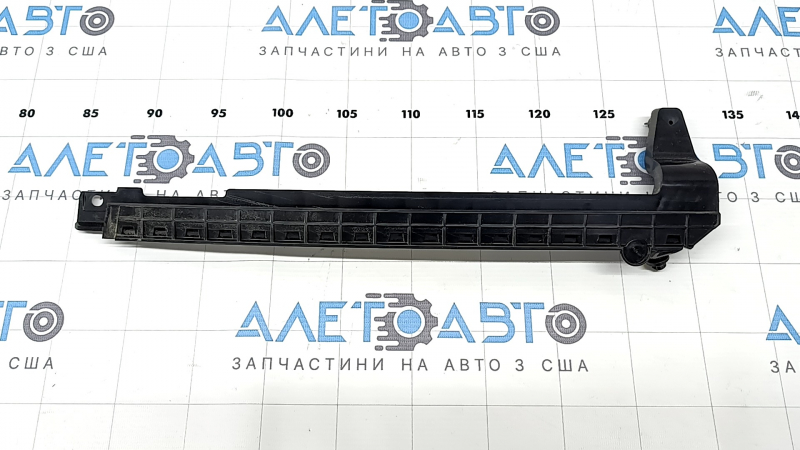 Направляющая стекла двери задней правой Audi Q3 83A 19-25