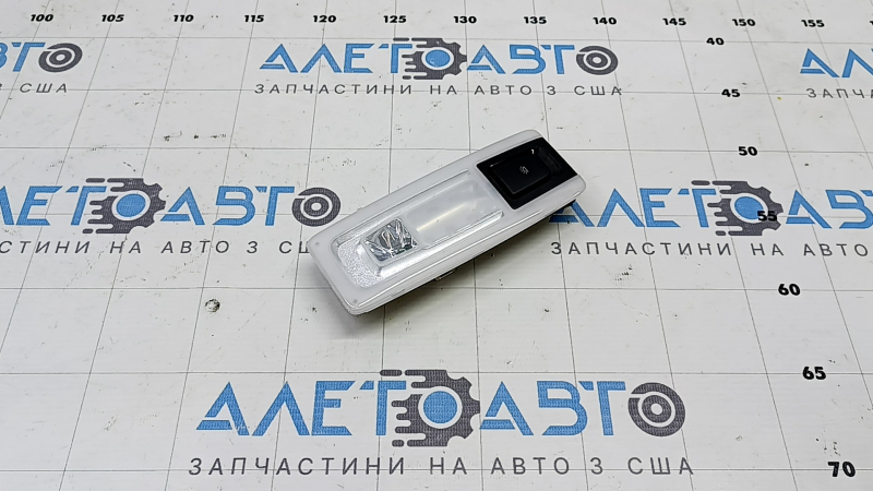 Плафон освещения задний левый BMW X1 F48 16-22 LED царапины
