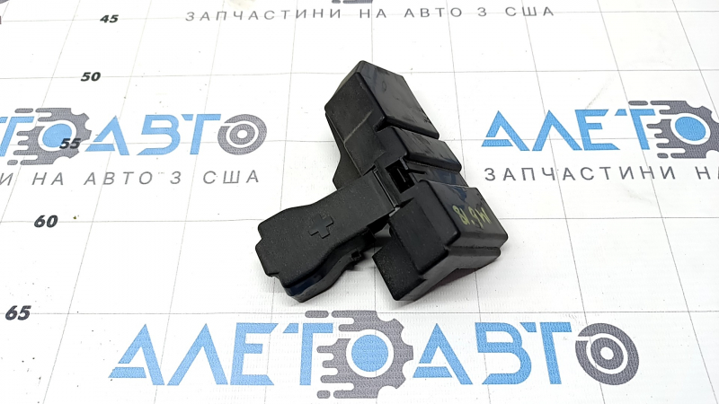 Крышка плюсовой клеммы АКБ Mazda 6 18-21 2.5