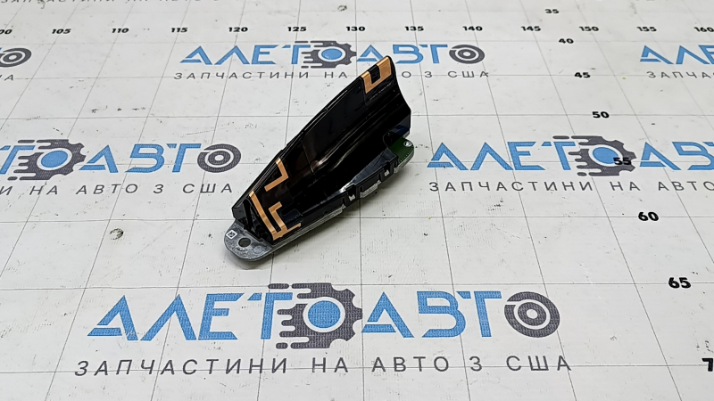 Антенна плавник BMW X1 F48 16-22 под спутниковое радио и навигацию