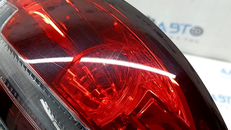 Фонарь внешний крыло левый Mazda 6 18-21 usa, потерт